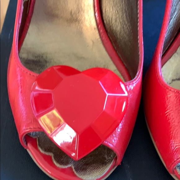 Heels - Picture 2 of 7